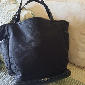 Signature Coach large canvas tote bag. Black. Excellent condition.